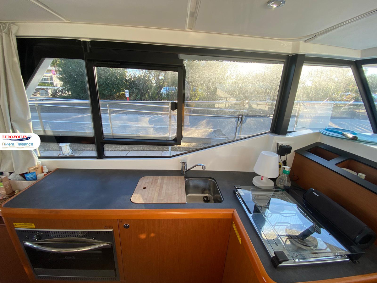 SWIFT TRAWLER 30