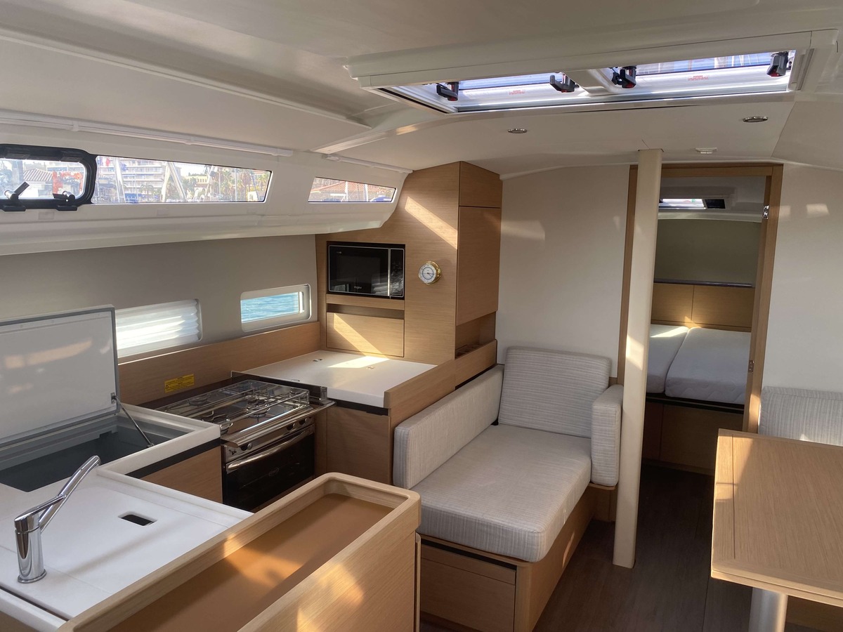 SUN ODYSSEY 410