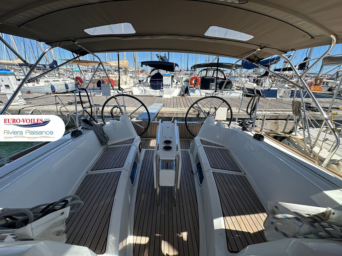 sun odyssey 349