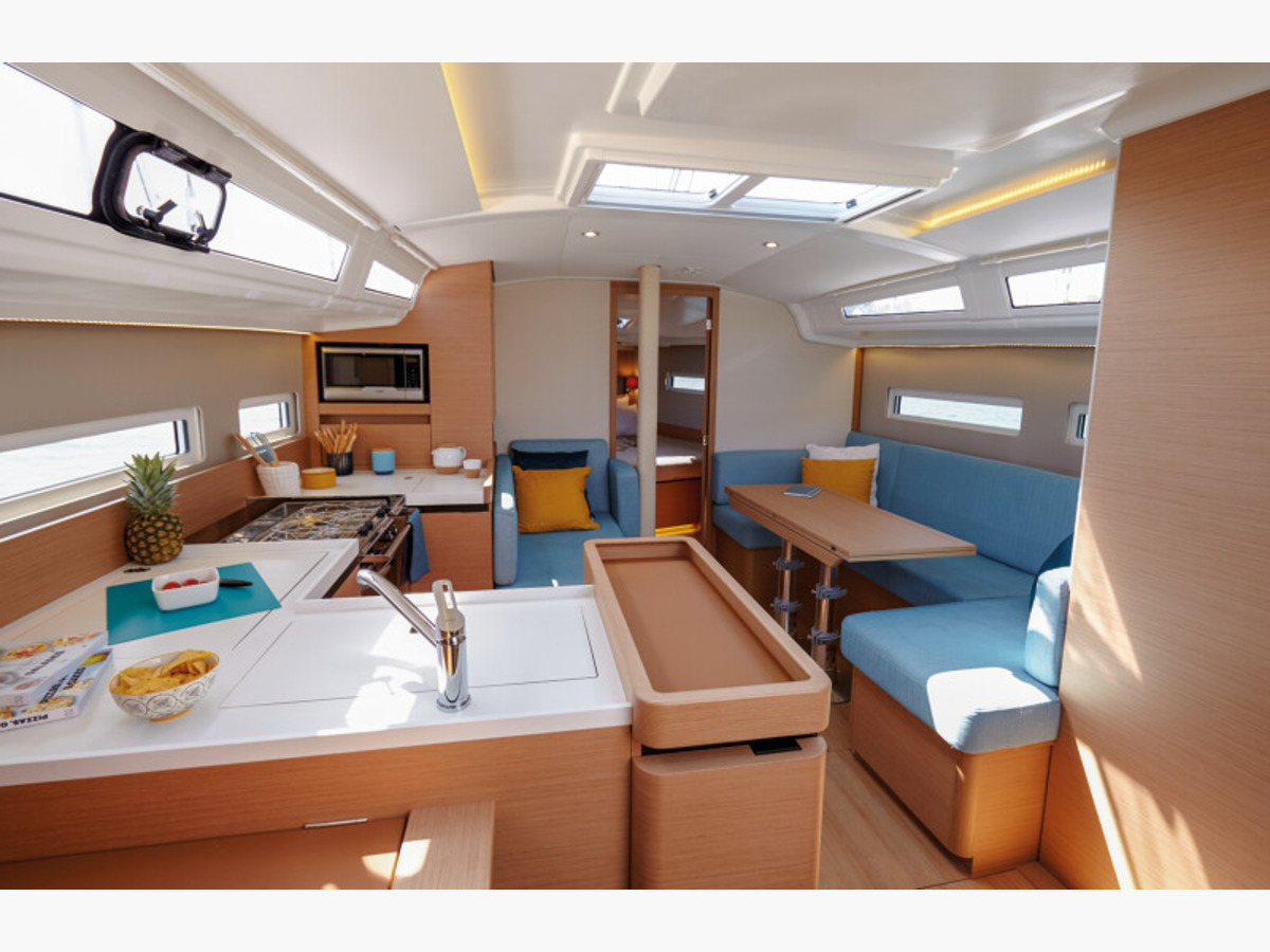 SUN ODYSSEY 410