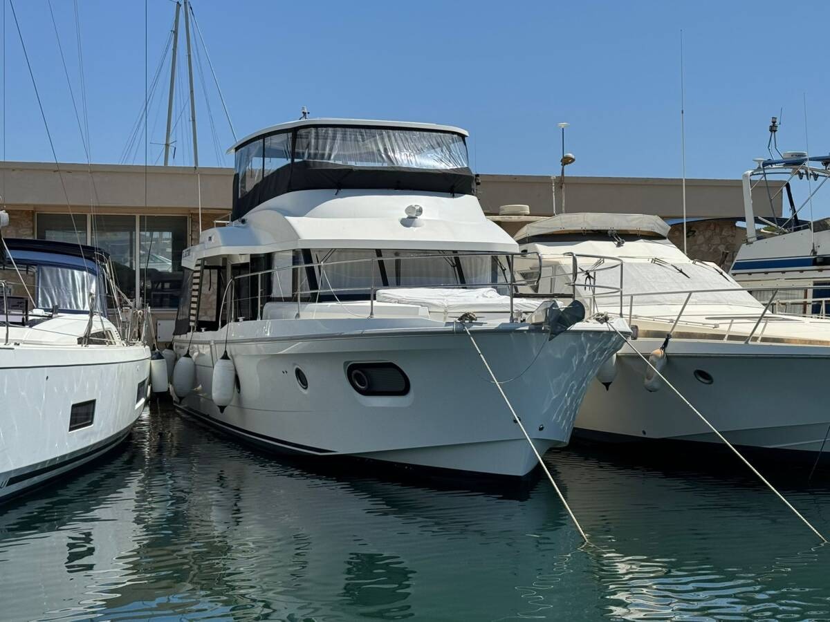 SWIFT TRAWLER 48